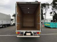 Isuzu ELF 2017