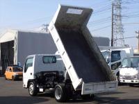 Isuzu ELF 2022