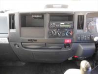 Isuzu ELF 2022