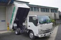 Isuzu ELF 2022