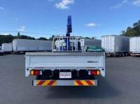 Isuzu ELF 2024