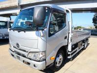 Hino Dutro 2020