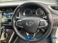 Toyota Harrier 2013
