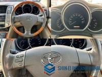 Toyota Harrier 2005