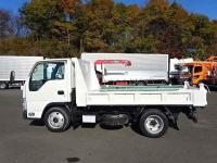 Isuzu ELF 2015