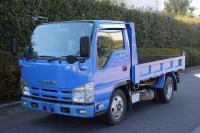 Isuzu ELF 2012
