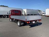 Isuzu ELF 2022