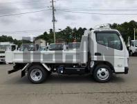 Mitsubishi Canter 2023