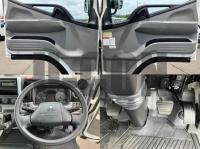 Mitsubishi Canter 2023