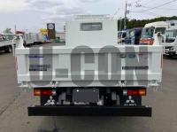 Mitsubishi Canter 2023