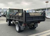 Hino Dutro 2000