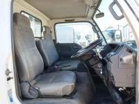 Isuzu ELF 2004