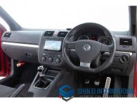 Volkswagen Golf 2004