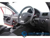 Volkswagen Golf 2004