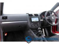 Volkswagen Golf 2004
