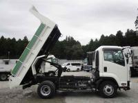 Isuzu Forward 2023