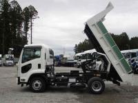 Isuzu Forward 2023