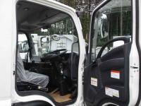 Isuzu Forward 2023