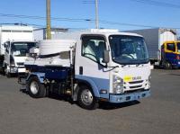 Isuzu ELF 2016