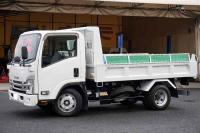 Isuzu ELF 2021