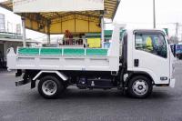 Isuzu ELF 2021