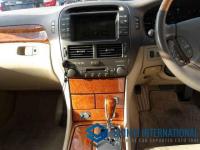 Toyota Celsior 2005