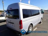 Toyota Hiace Commuter VAN 2012