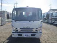 Isuzu ELF 2023