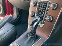 Volvo V40 2020