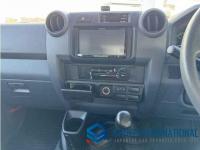 Toyota LAND CRUISER 70 2015