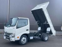 Hino Dutro 2024