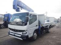 Mitsubishi Canter 2024