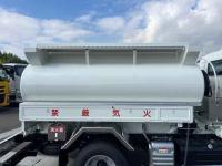 Hino Dutro 2024