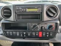 Hino Dutro 2024