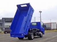 Isuzu ELF 2024