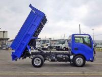 Isuzu ELF 2024