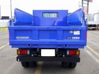 Isuzu ELF 2024