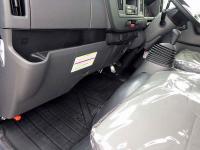 Isuzu ELF 2024