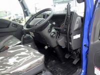 Isuzu ELF 2024