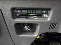 Isuzu ELF 2024