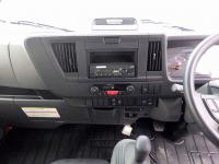 Isuzu ELF 2024