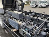 Isuzu Forward 2021