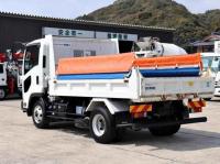 Isuzu Forward 2022