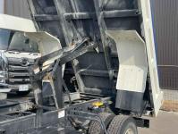 Isuzu Forward 2022