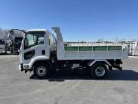 Isuzu Forward 2023