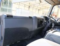 Mitsubishi FUSO FIGHTER 2011