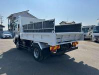 Isuzu Forward 2020