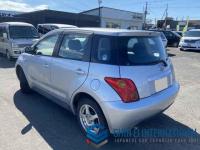 Toyota Ist 2002