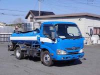 Hino Dutro 2015
