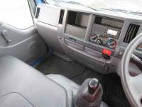 Isuzu ELF 2017